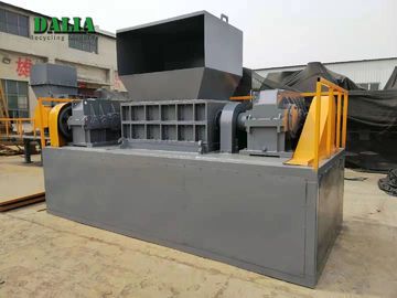 Solid Material Double Shaft Shredder Hammer Crusher Machine For Electronic Waste
